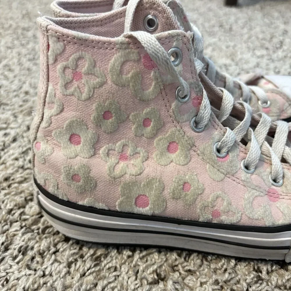 Converse Chuck Taylor All Star Floral High Top Sneakers Youth 3 Chenille Pink